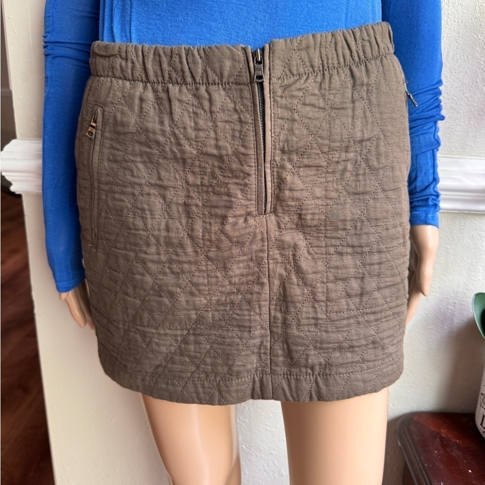 BCBG MAXZARIA MINI SKIRT XS USED